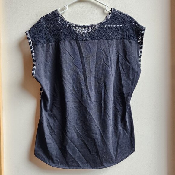 Van Heusen Black/White Print Cap Sleeve Blouse Size Large - Picture 12 of 12